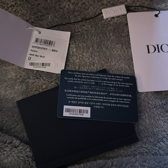 Dior mini 8 bag. New and unused. - Picture 6 of 6